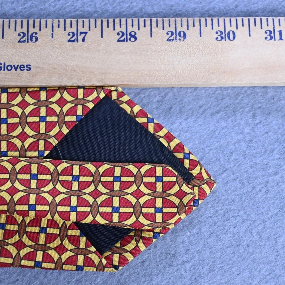 Art Institute of Chicago Mens Geometric‎ Silk Necktie OS Red Yellow Geometric